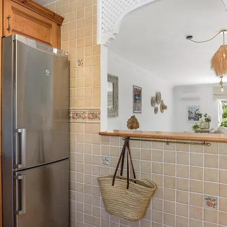 Holiday home House Casa Blanca,